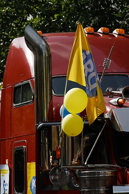 Gay pride Paris JUN13-208